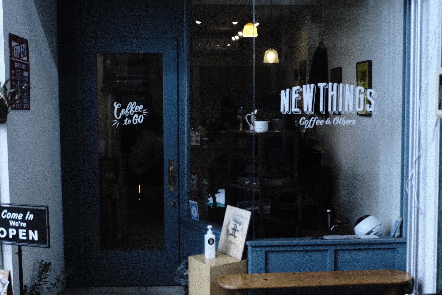 『NEW THINGS coffee&others』伊賀にあるお洒落なコーヒースタンド